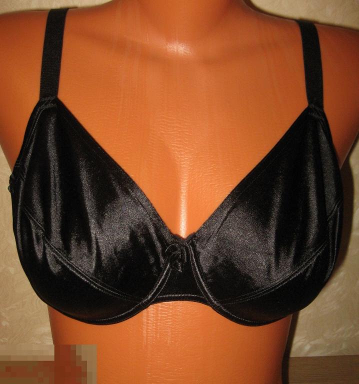 БЮСТГАЛТЕР ЖЕНСКИЙ СТРЕЙЧ КОСТОЧКИ МЯГКАЯ ЧАШКА 90В(НА 80В)  DORINA 