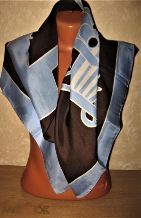 ПЛАТОК ЖЕНСКИЙ 100% ШЁЛК  90*85 ЦВ.Т-КОР.С ГОЛУБЫМ 