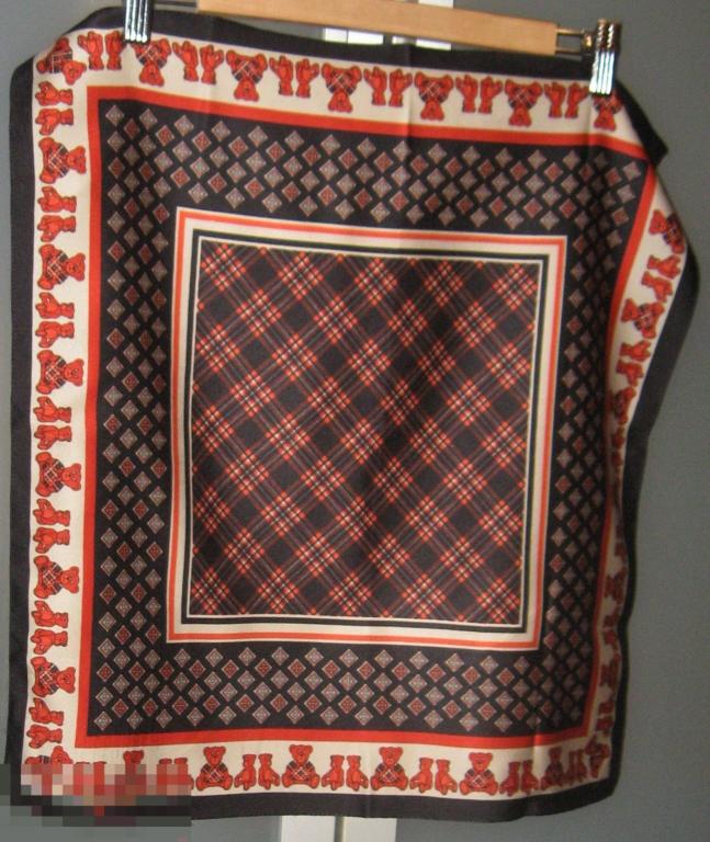 ПЛАТОК ЖЕНСКИЙ  ПОЛИЭСТЕР  52*50 