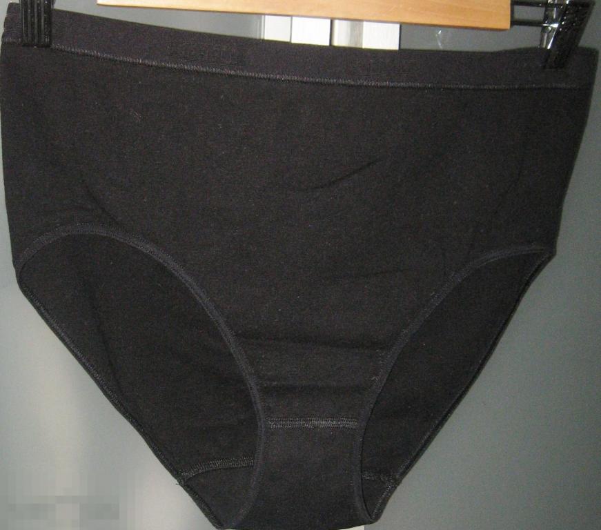 ТРУСЫ ЖЕНСКИЕ 48%ВИСКОЗА-48%КОТ-4%ЭЛ. 54(48) GERMANY SPEIDEL 