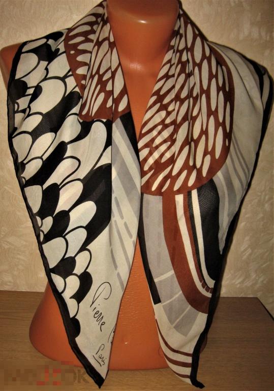 ПЛАТОК ЖЕНСКИЙ 100% ШЁЛК  78*74 БРЕНД  PIERRE CARDIN PARIS 