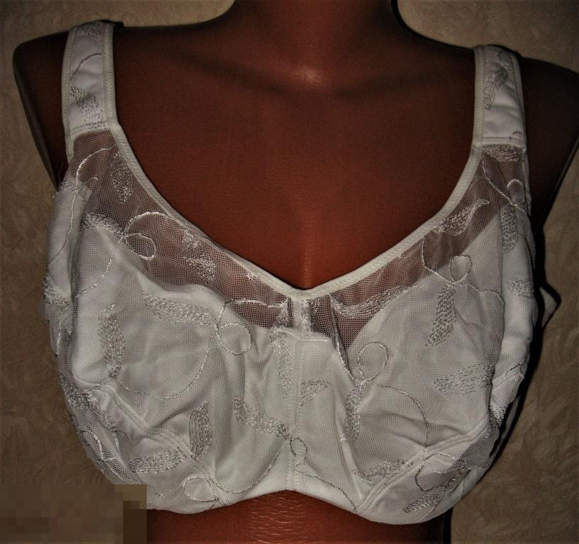 БЮСТГАЛТЕР  МЯГКАЯ ЧАШКА.КОСТОЧКИ 90% ПОЛ- 10%ЭЛ  105D  GERMANY PETITE FLEUR 