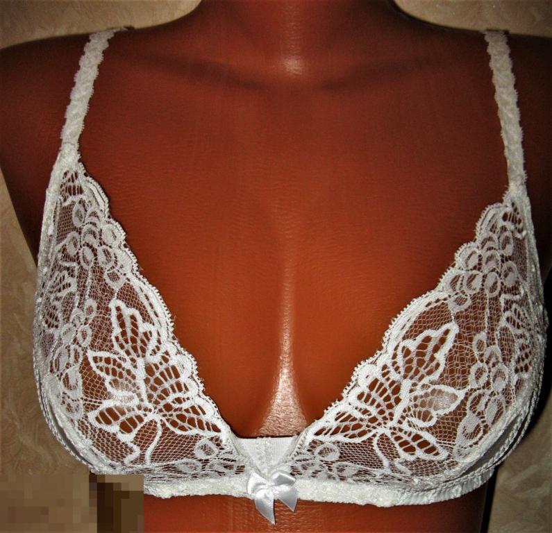 БЮСТГАЛТЕР БЕЗ КОСТОЧЕК МЯГКАЯ ЧАШКА  95% ПОЛ- 5%ЭЛ EU 70В БРЕНД CACHAREL 