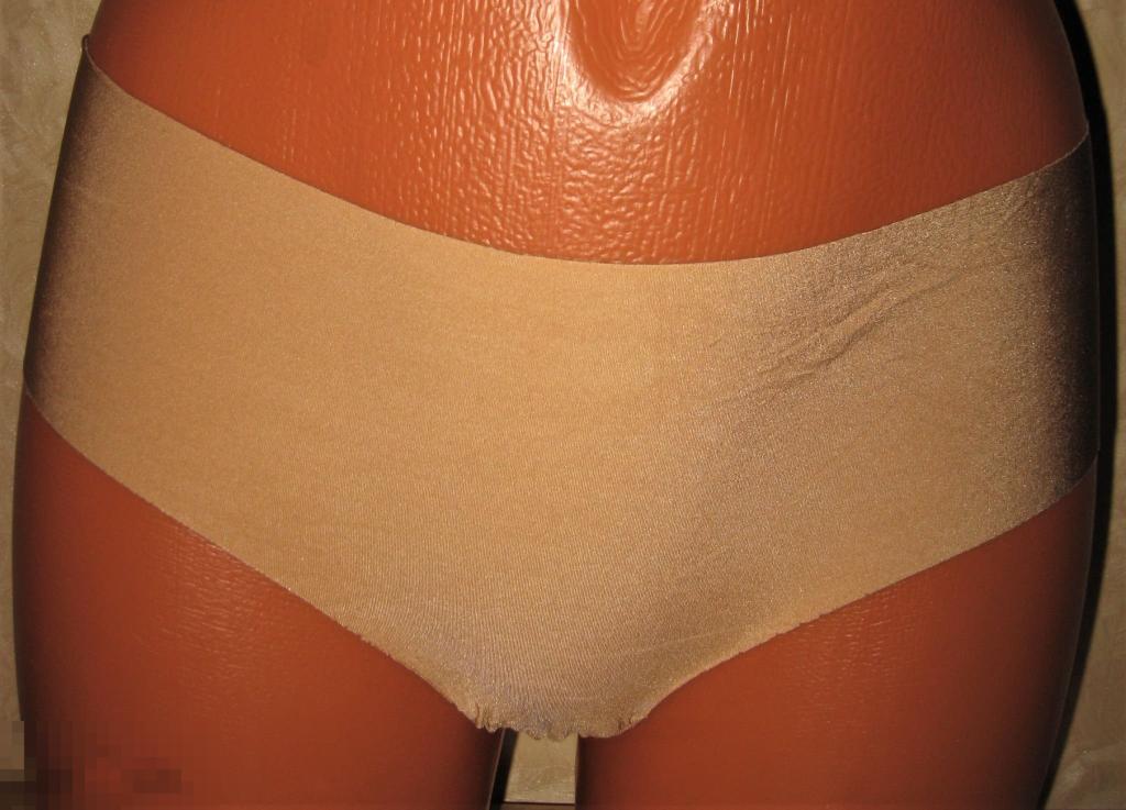 ТРУСЫ ЖЕНСКИЕ СТРЕЙЧ БЕСШОВНЫЕ 78%ПОЛ-22%ЭЛ. 46(М) БРЕНД  INTIMISSIMI 