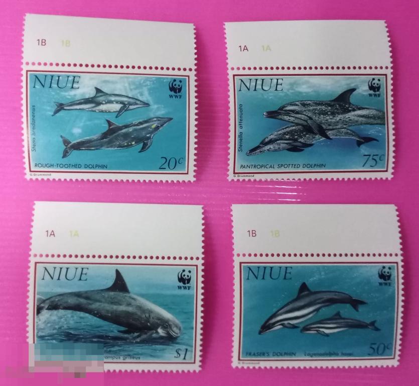 1993. НИУЭ. WWF. Морская фауна. ДЕЛЬФИНЫ. Полная серия 4 марки.  MNH. (166)