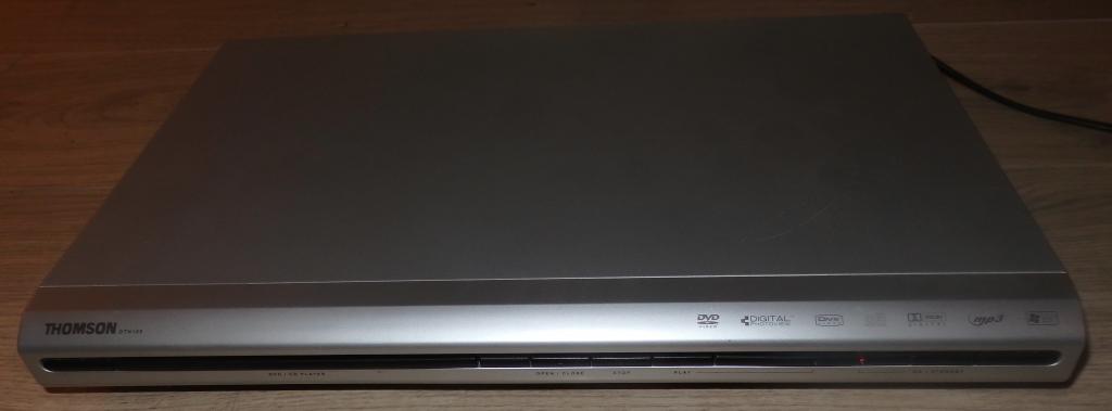 Thomson DTH109E. DVD/CD player. DVD проигрыватель. Рабочий.