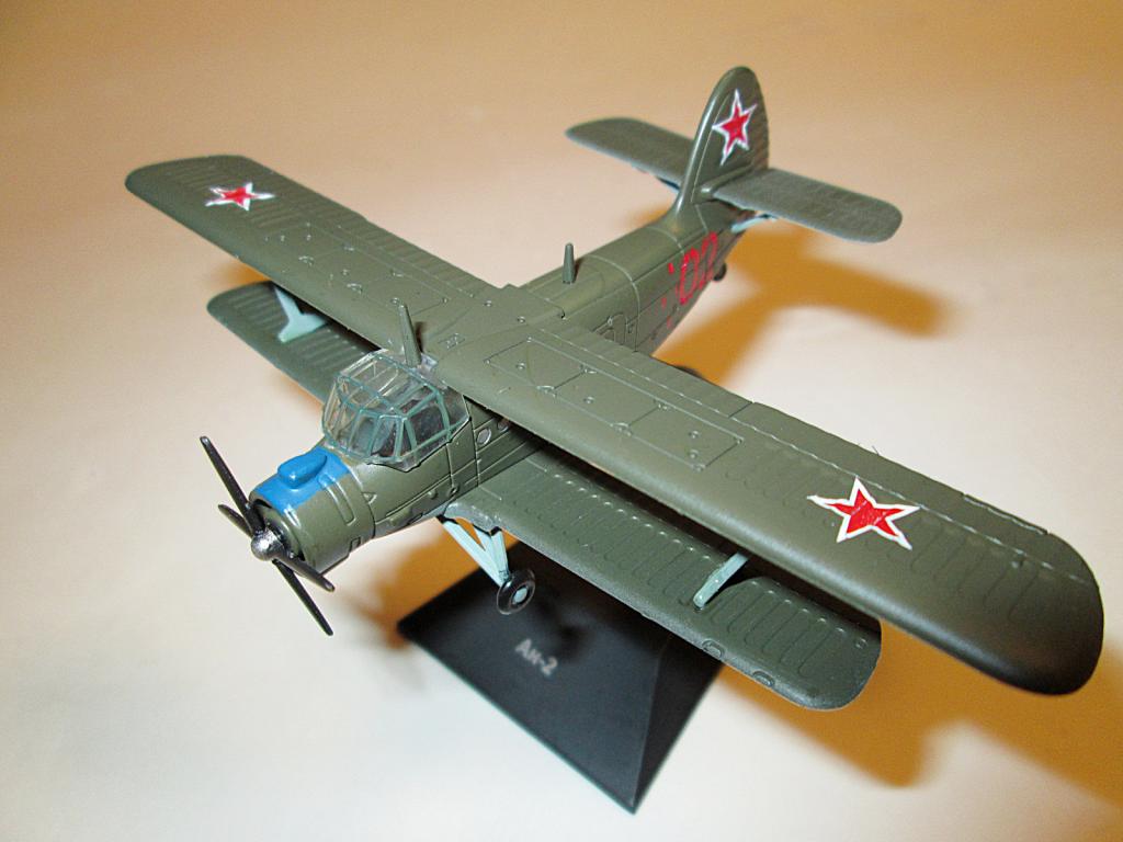 модель самолета АН-2 кукурузник (Легендарные самолёты) №77  (ВНИМАНИЕ!!! читайте описание)
