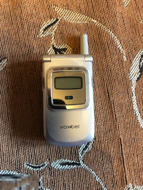 Мобильный телефон Voxtel gsm раскладушка 