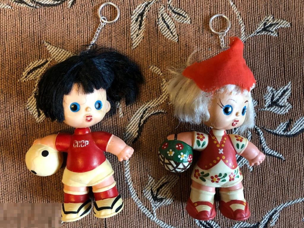 Игрушка-брелки Футболисты СССР.Колкий пластик.С хранения! 