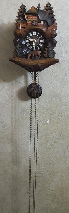 часы Кукушка,деревянный корпус, ручная резьба по дереву, Германия, фирма  Frohlich