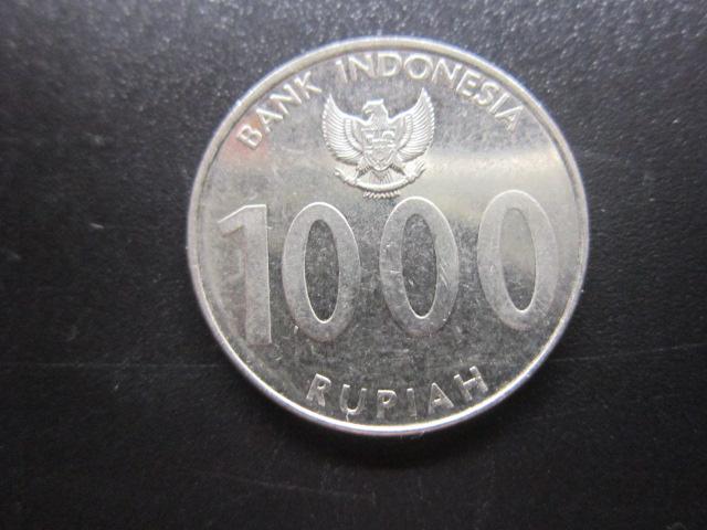 ИНДОНЕЗИЯ  1000 РУПИЙ  2010   ( 5 )