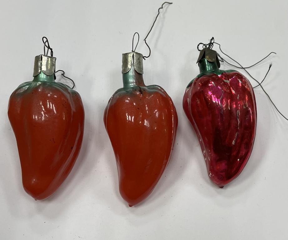 Новогодняя елочная игрушка Перец 8 см СССР