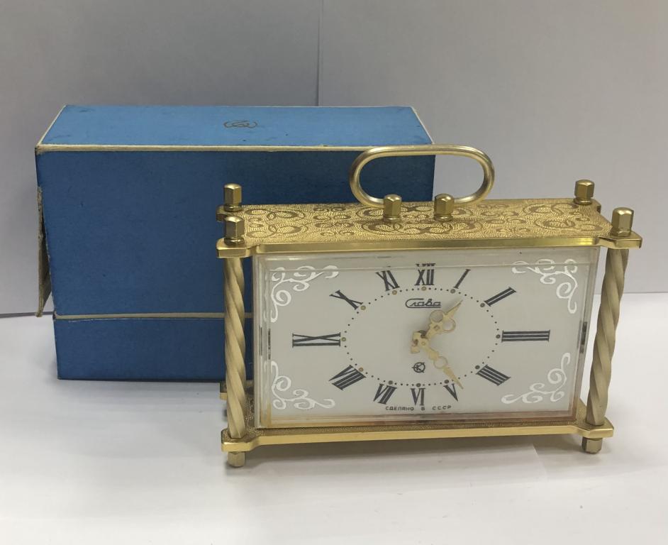 Часы настольные Будильник Слава в родной коробке