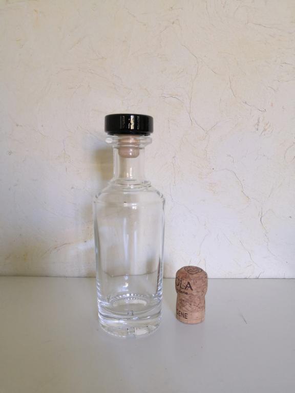 Бутылка (1 шт.)   маленькая с пробкой 250 мл