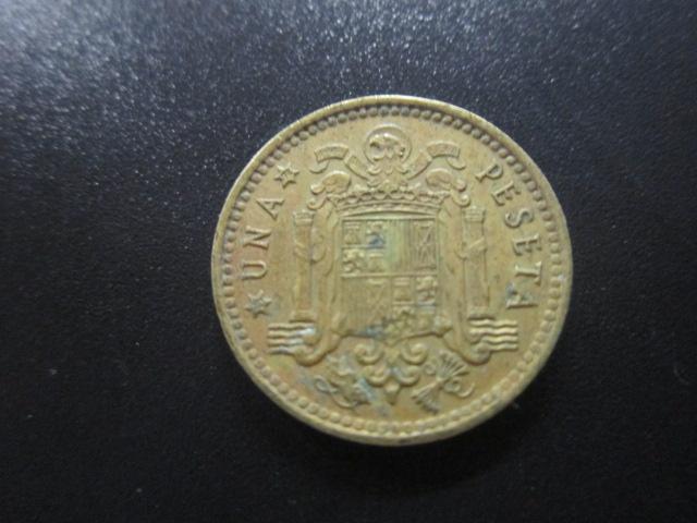 ИСПАНИЯ 1 ПЕСЕТА 1966 (в звезде 72 )