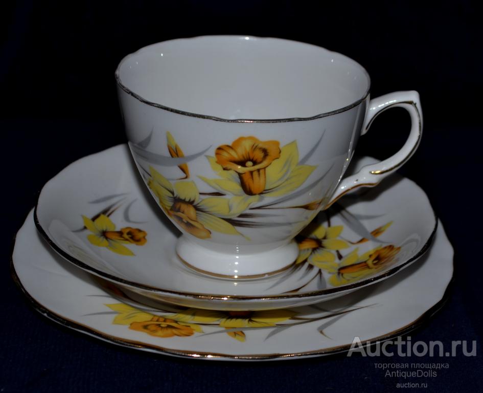Crown Royal bone china . Auction.ru . AntiqueDolls. 242378442553400