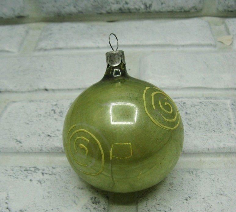 Ёлочная игрушка шар с фосфорным рисунком светится СССР