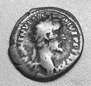 РИМСКАЯ ИМПЕРИЯ ДЕНАРИЙ ИМПЕРАТОР АНТОНИЙ ПИЙ (138 - 161г. н.э.) СЕРЕБРО