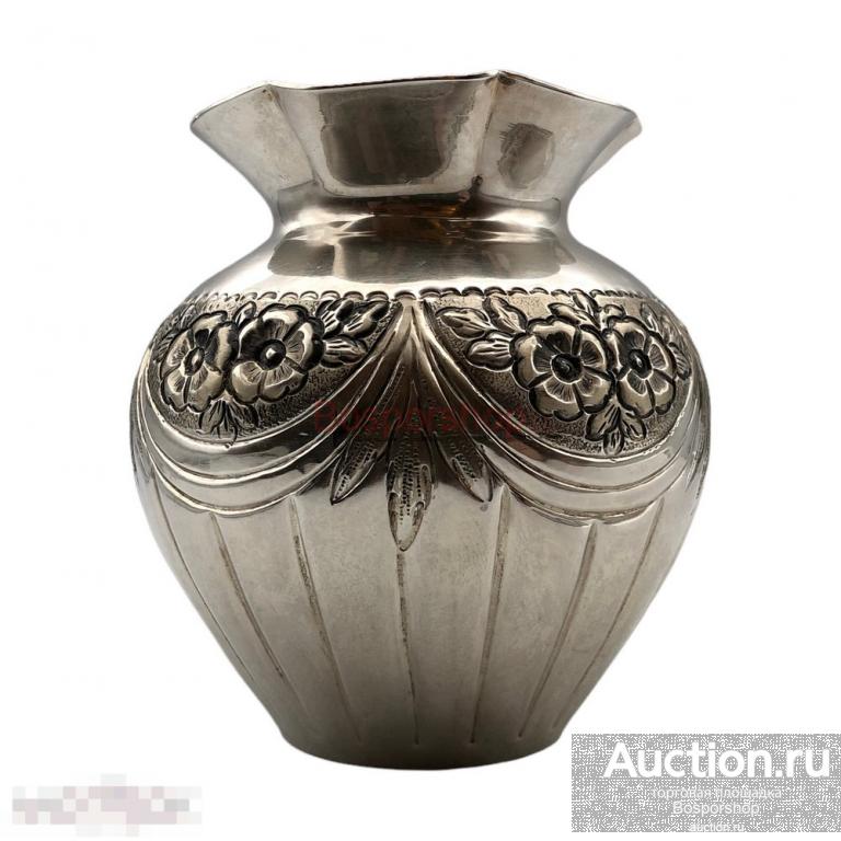 Серебряная вазочка "Цветы" 0.900 проба, 1920-1930 гг., Европа
