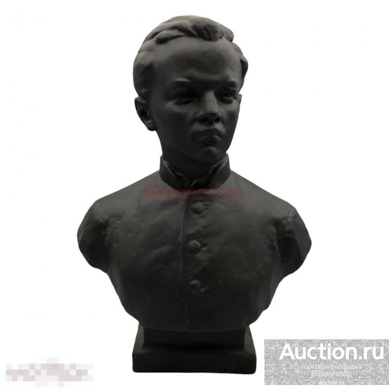 Гипсовый бюст "Юный В. И. Ленин" 1960-1970 гг., СССР 
