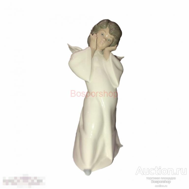 Фарфоровая статуэтка "Ангел стоящий" 1977 г., Lladro,  Испания 