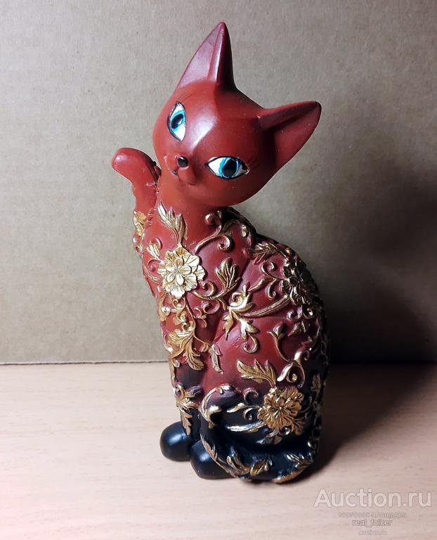 Кошка фигурка, красно-коричневая, с золотистым узором из цветов