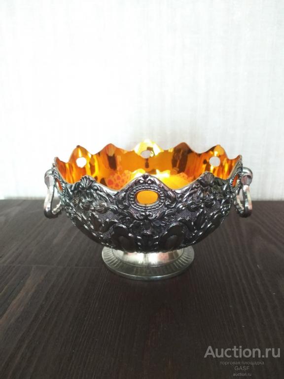 Великолепная вазочка конфетница серебрение позолота Италия