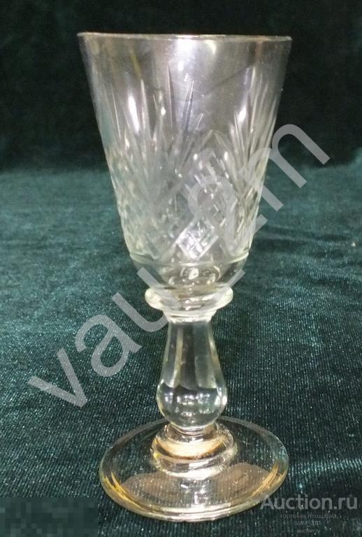 Старинная маленькая стопка рюмка. До 1917 года 