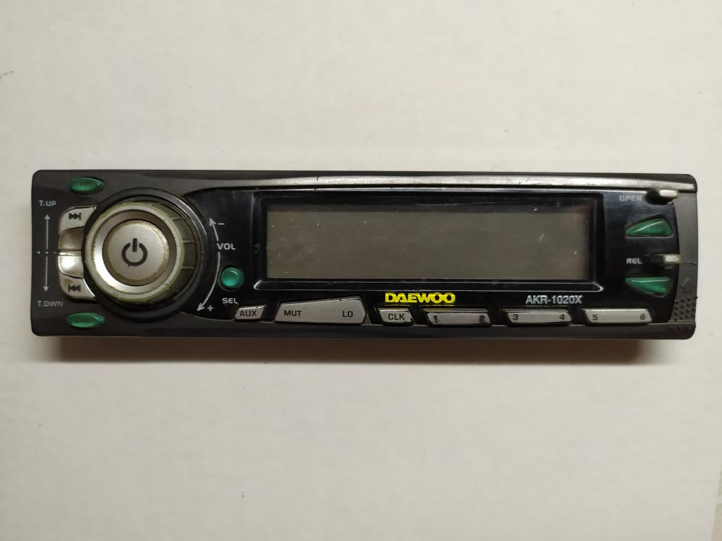 панель кассетной автомагнитолы DAEWOO AKR 1020 X