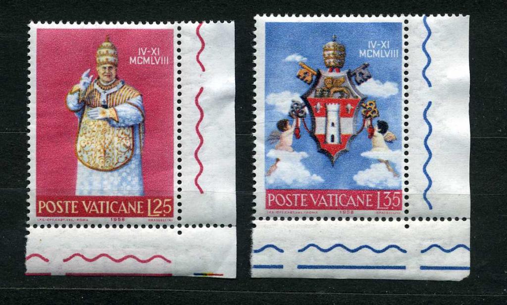 Ватикан. Папа Римский Иоанн XXIII. Герб Ватикана. УГЛОВЫЕ ПОЛЯ. 1958. **