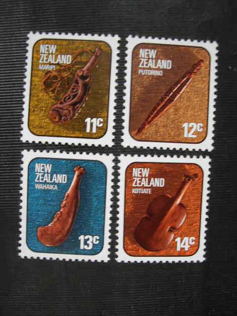 Новая Зеландия 1976 стандарт: искусство маори    MNH