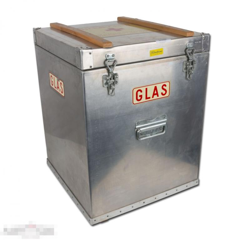 Холодо-/термоконтейнер шведской армии, цвет серебристый, б/у --- Арт. 60182 