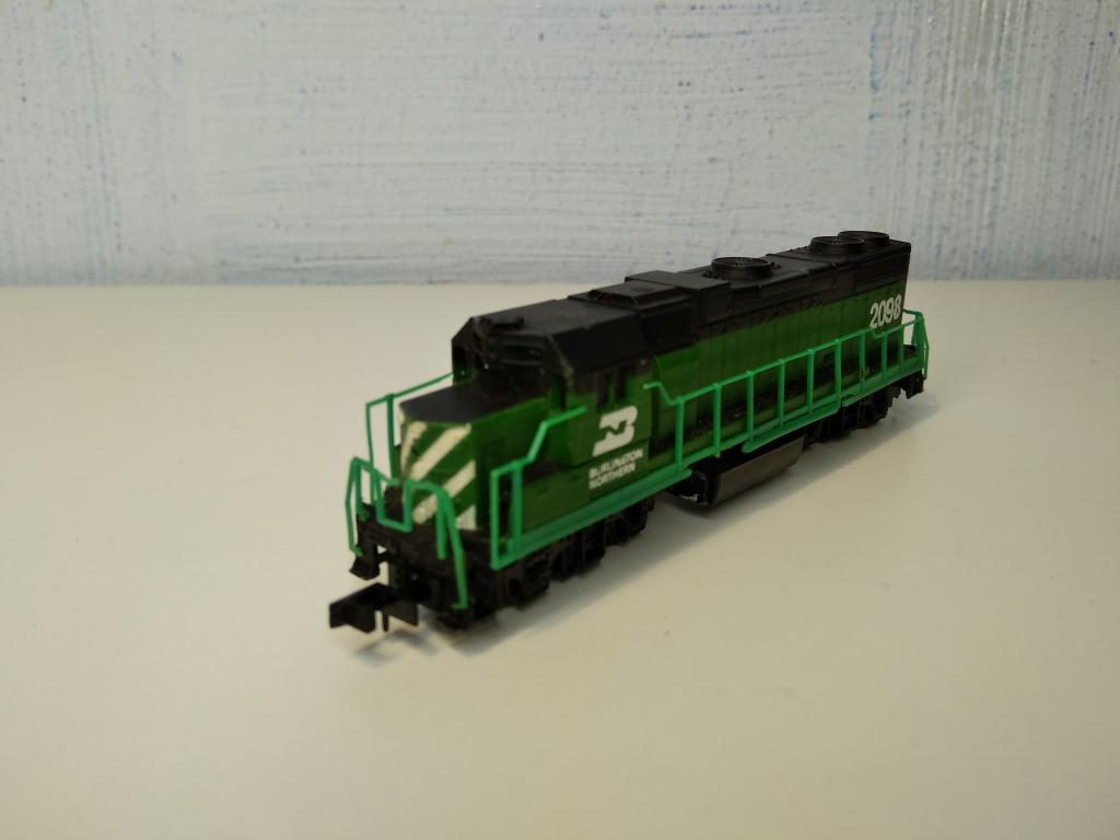 9мм (N) Тепловоз GP38-2 BN мал.дефект,Life-Like