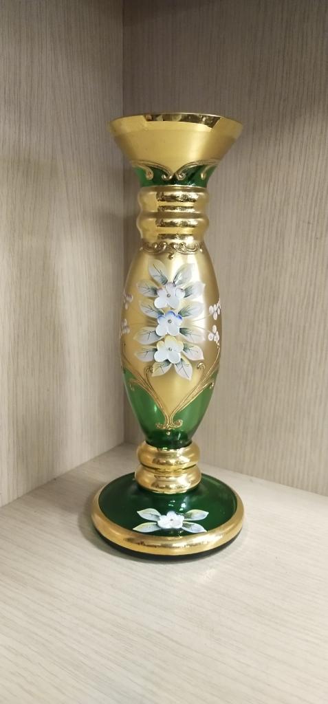 Ваза с лепкой