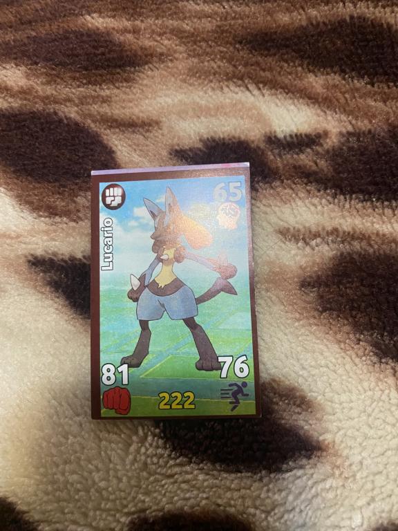 Карточки Pokemon GO от Adrenalyn 2016 года
