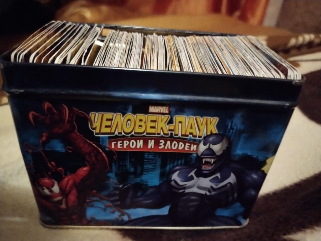 Карточки человек-паук герои и злодеи 170шт + кейс