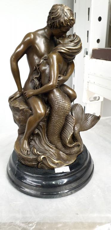 Любовь с русалкой 170. Бронза.