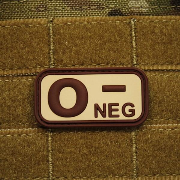 Нашивка JACKETS TO GO Plastic Velcro Blood Patch 0 NEG DESERT