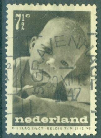 Нидерланды 1947 Помощь детям гашеная (отличное гашение)