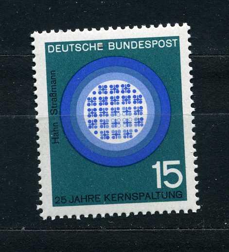 ФРГ. 25 лет открытия деления урана немецкими физиками. 1 марка. 1964. **