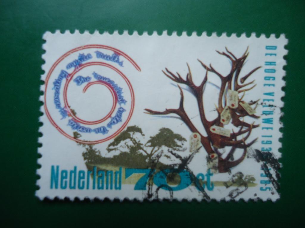 1985 г.  Нидерланды  гаш. без клея.