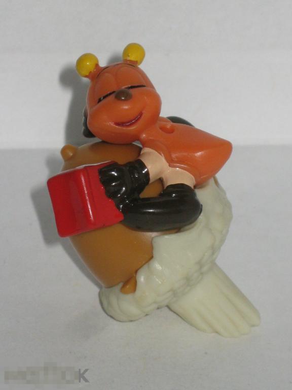 Киндер сюрприз Насекомые К99 n.38 бабочка на желуде некомплект 