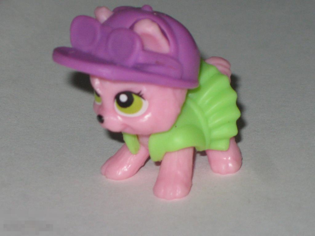 Киндер сюрприз Собаки в одежде 2015 FS 014 