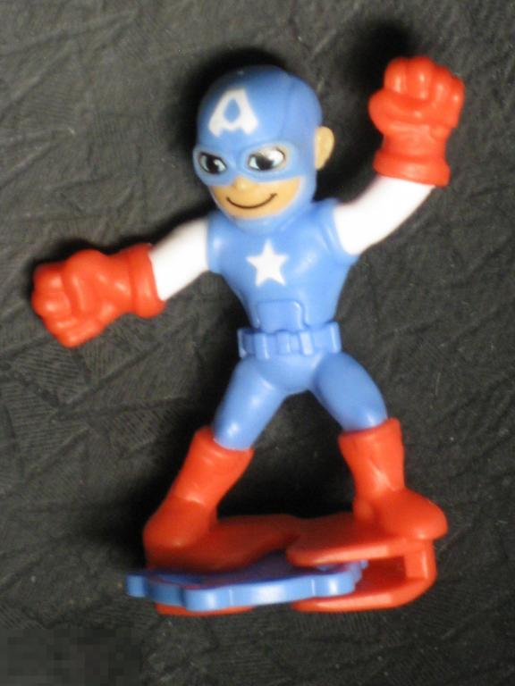 Киндер сюрприз Marvel Heroes Марвел 2020 DV 579 Капитан Америка 