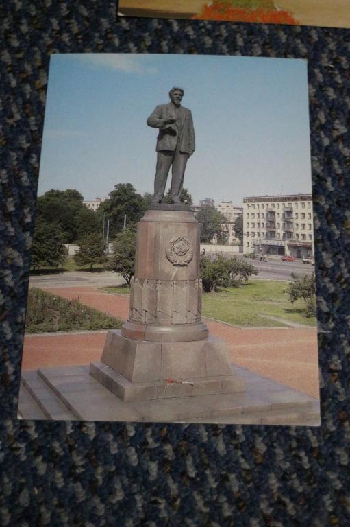 ДМПК. Калининград. Памятник Калинину. худ. Самсоненко. Города. 1986 г. Чистая (И7)