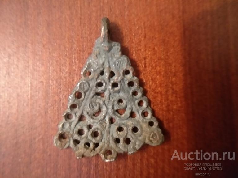 Символ, амулет, оберег, подвеска, серьга. Фино-угры. 10 -12 век.