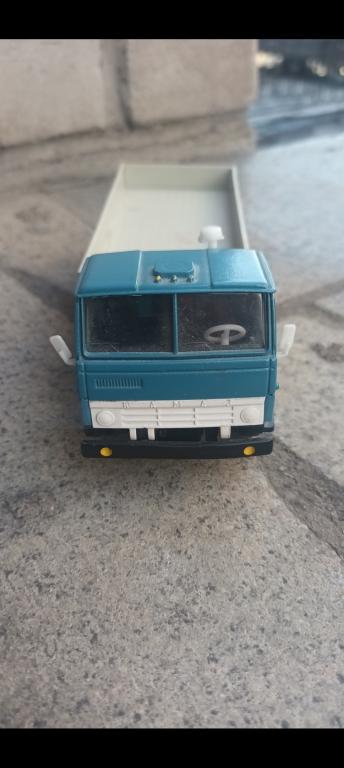 модель 1:43 камаз 5320 бортовой