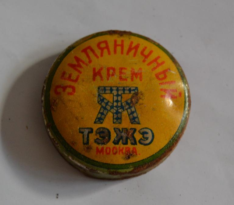 Крышка Крем Земляничный ТЭЖЭ - 30 годы