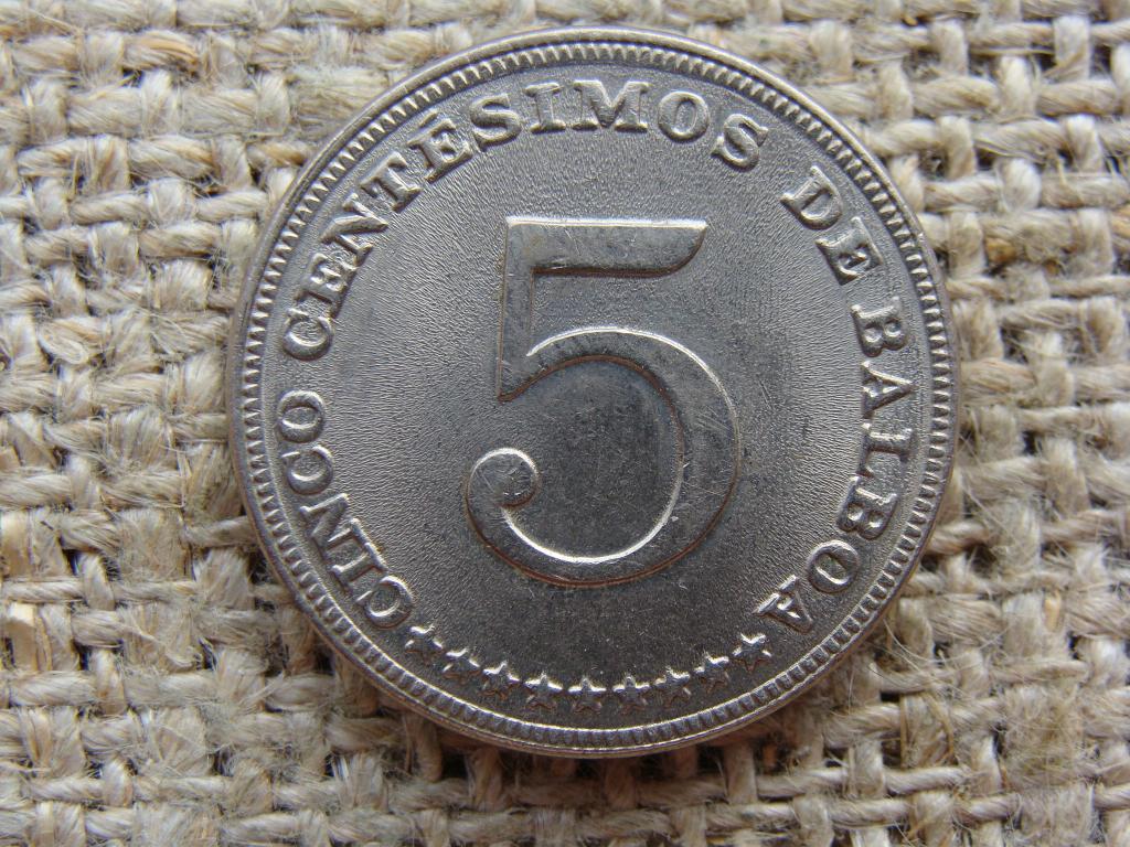 5 сентимо 1982 год. Панама
