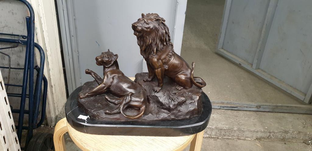 Лев и львица 111. Пара. Бронза